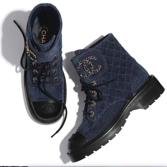 Chanel 21A Blue Black Quilted CC Chain Combat Lace Up Tie Ankle Short Boots 37.5 - Picture 3 of 12
